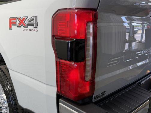 2025 Ford F-350 XLT
