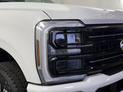 2025 Ford F-250 Platinum