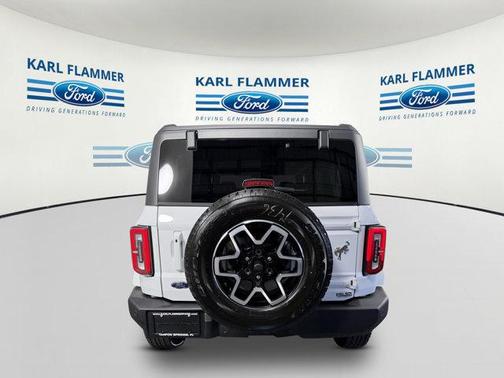 2025 Ford Bronco Outer Banks