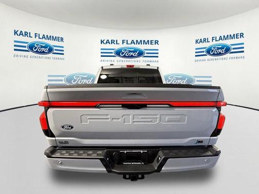 2025 Ford F-150 Lightning LARIAT