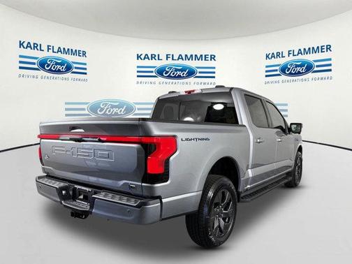 2025 Ford F-150 Lightning LARIAT