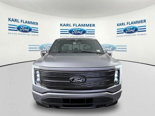 2025 Ford F-150 Lightning LARIAT