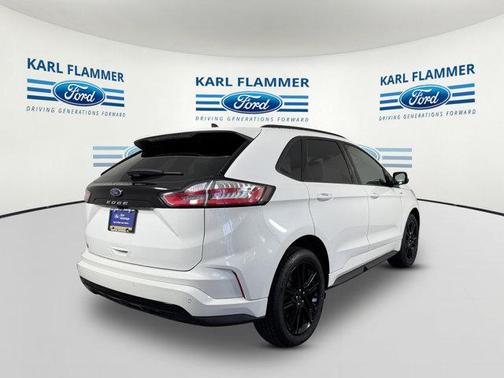 2022 Ford Edge ST Line