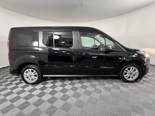 2020 Ford Transit Connect XLT w/Rear Liftgate