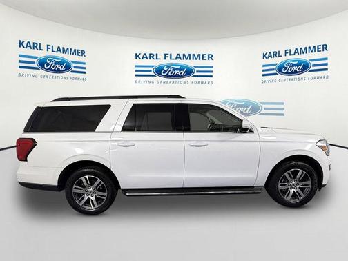 2022 Ford Expedition Max XLT
