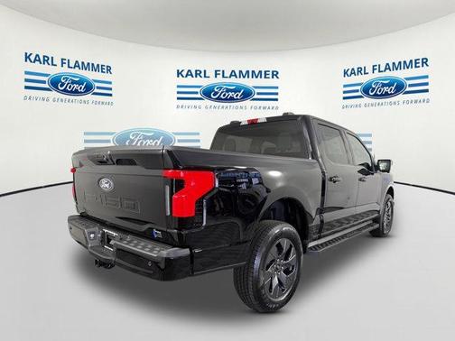 2025 Ford F-150 Lightning Flash