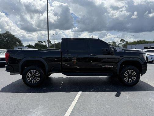 2021 GMC Sierra 2500 AT4