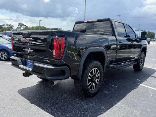 2021 GMC Sierra 2500 AT4