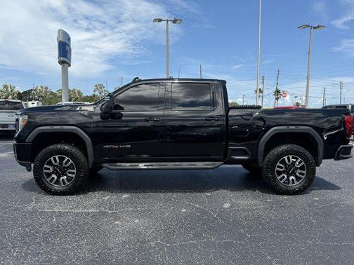 2021 GMC Sierra 2500 AT4