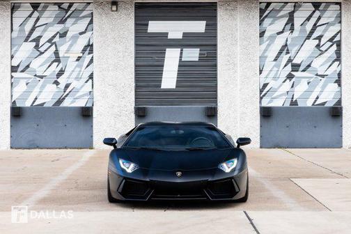 2014 Lamborghini Aventador LP700-4