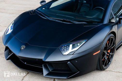2014 Lamborghini Aventador LP700-4