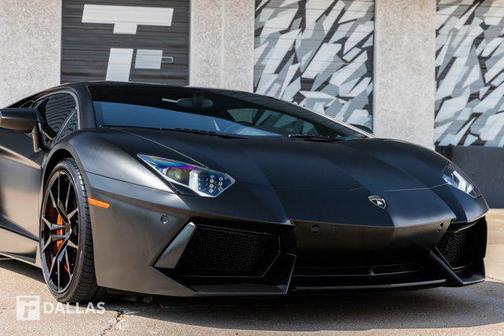 2014 Lamborghini Aventador LP700-4