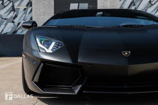 2014 Lamborghini Aventador LP700-4