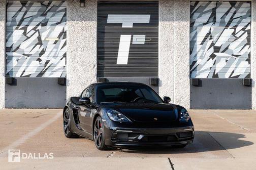 2025 Porsche 718 Cayman S