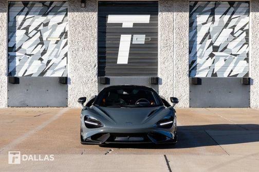 2021 McLaren 765LT Coupe