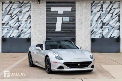 2016 Ferrari California T