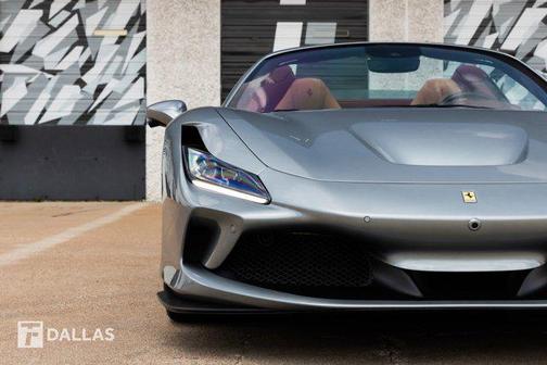 2023 Ferrari F8 Spider Base