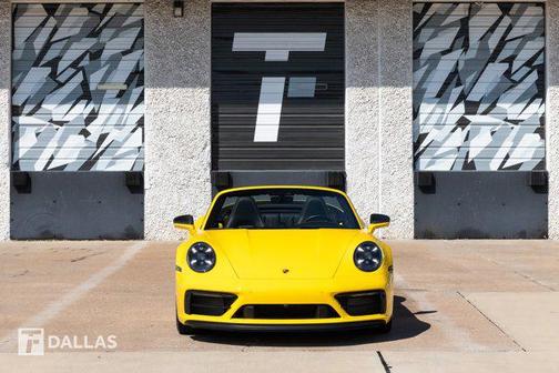 2023 Porsche 911 Carrera GTS