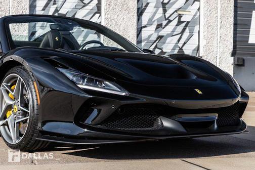 2021 Ferrari F8 Spider Base