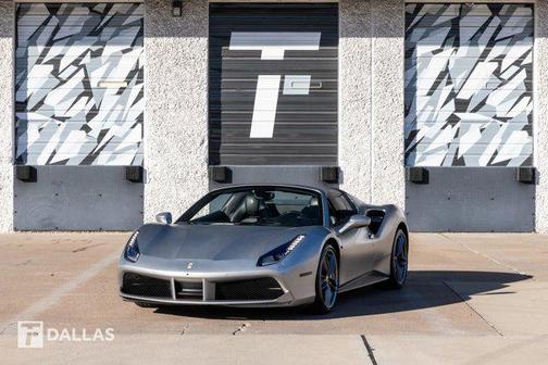 2019 Ferrari 488 Spider Base