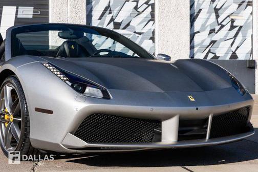 2019 Ferrari 488 Spider Base