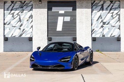 2022 McLaren 720S Base