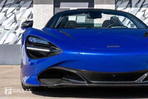 2022 McLaren 720S Base