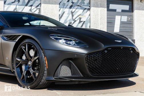 2019 Aston Martin DBS Superleggera