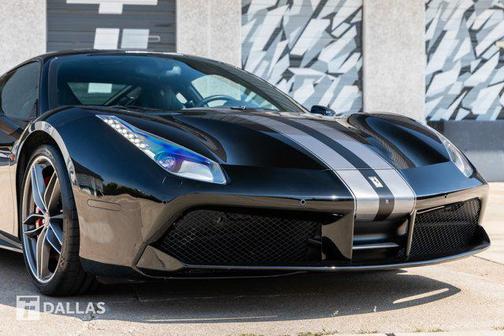 2017 Ferrari 488 GTB Base