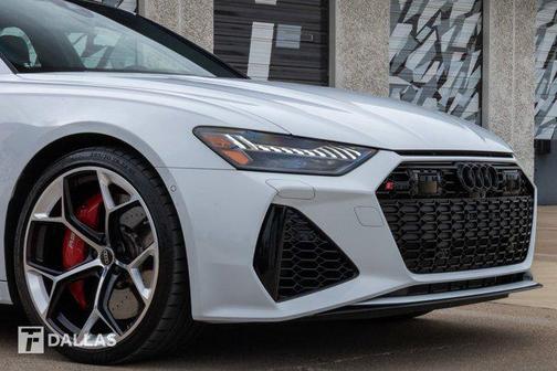 Glacier White Metallic 2025 Audi RS 6 Avant 4.0T