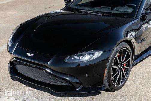 2019 Aston Martin Vantage Base