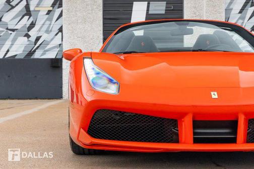 2019 Ferrari 488 Spider Base