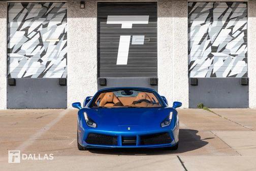 2019 Ferrari 488 Spider Base