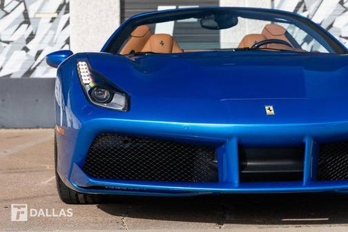 2019 Ferrari 488 Spider Base