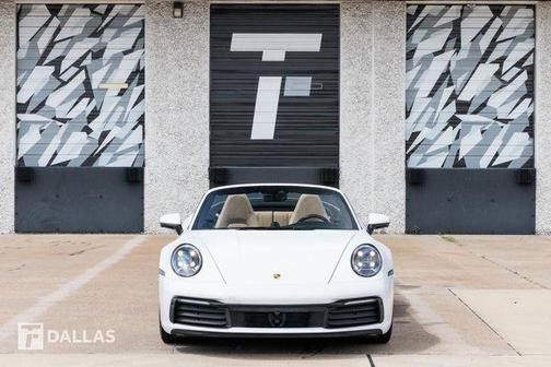 2020 Porsche 911 Carrera 4S Cabriolet