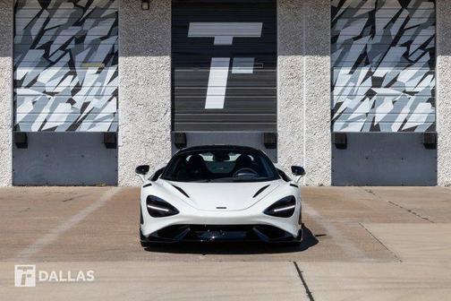 2021 McLaren 765LT Coupe