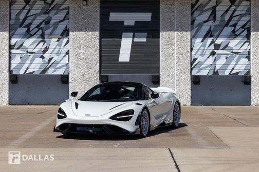 2021 McLaren 765LT Coupe