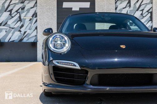 2015 Porsche 911 Turbo S