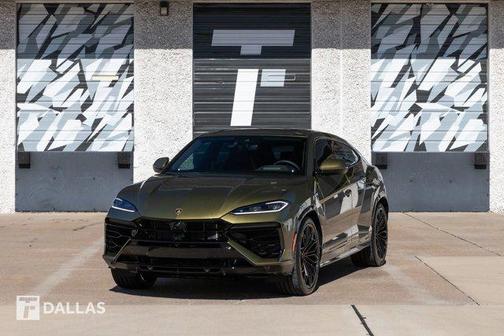 2025 Lamborghini Urus SE