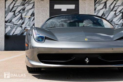 2011 Ferrari 458 Italia Base