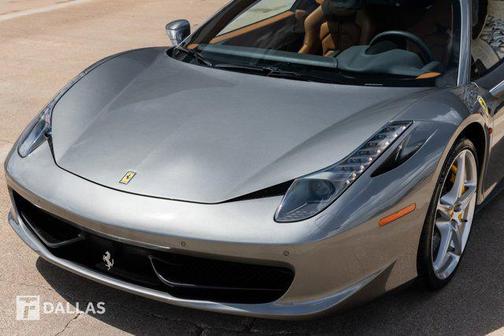 2011 Ferrari 458 Italia Base