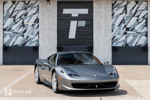 2011 Ferrari 458 Italia Base