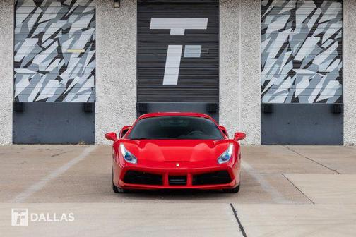 2017 Ferrari 488 GTB Coupe