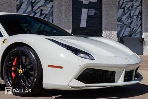 Bianco Avus 2019 Ferrari 488 GTB Coupe
