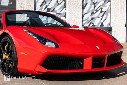 2017 Ferrari 488 Spider Base