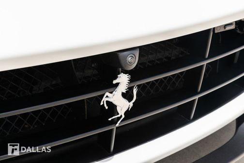 2014 Ferrari F12berlinetta Base