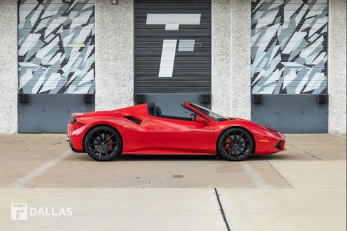 Rosso Corsa 2018 Ferrari 488 Spider Base