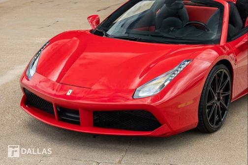 Rosso Corsa 2018 Ferrari 488 Spider Base