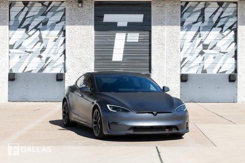 2022 Tesla Model S Plaid