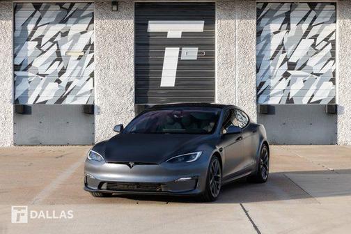 2022 Tesla Model S Plaid